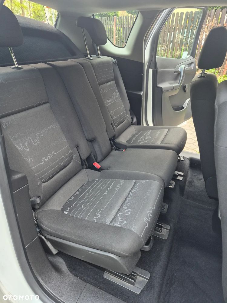 Opel Meriva 1.4 Essentia - 17