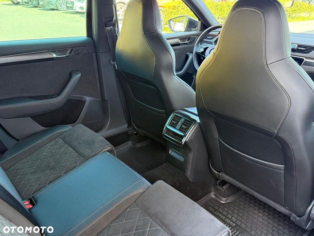 Skoda Superb 2.0 TSI Sportline DSG - 8