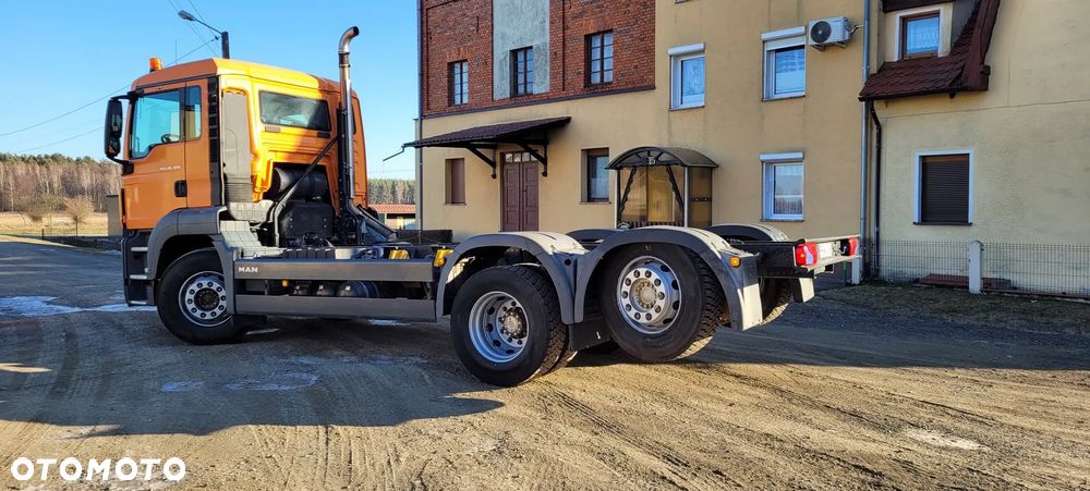 MAN TGS 2011r KRÓTKI ROZSTAW 390cm 3-y OSIOWY rama do zabudowy DMC 26t BECZKA ASENIZACJA - 8