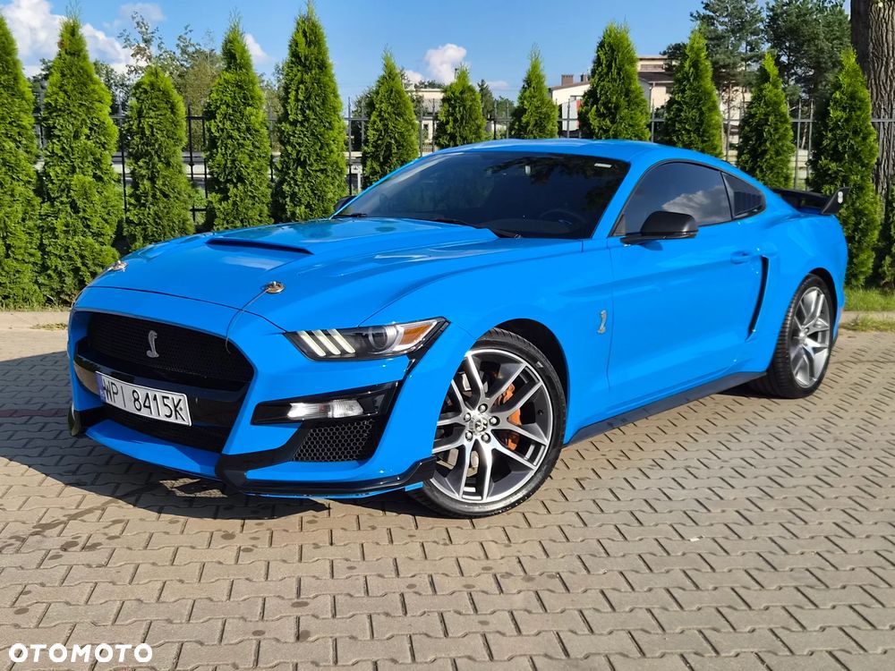 Ford Mustang - 1