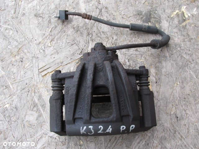 Cherokee Liberty KJ LIFT 2.4 benzyna Zacisk hamulcowy prawy przód - 2