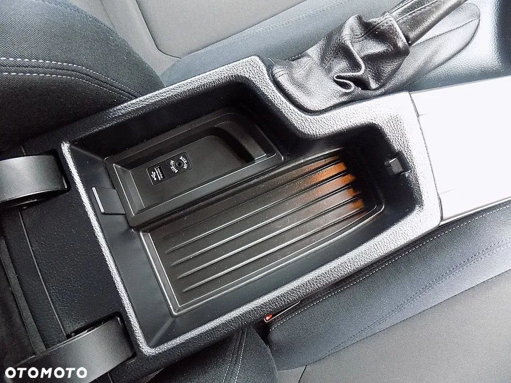 BMW Seria 3 316d Sport Line - 15