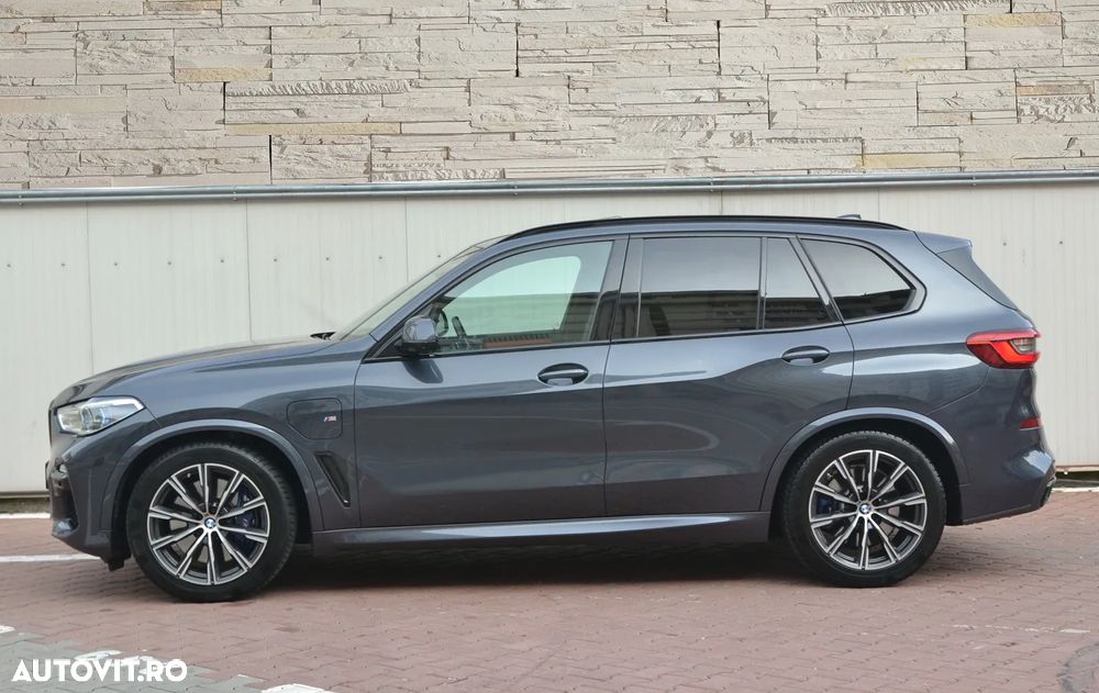 BMW X5 xDrive45e - 12