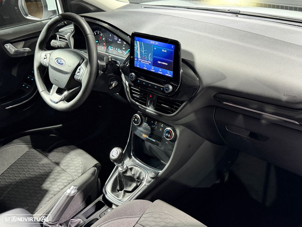 Ford Puma 1.0 EcoBoost Hybrid TITANIUM - 35