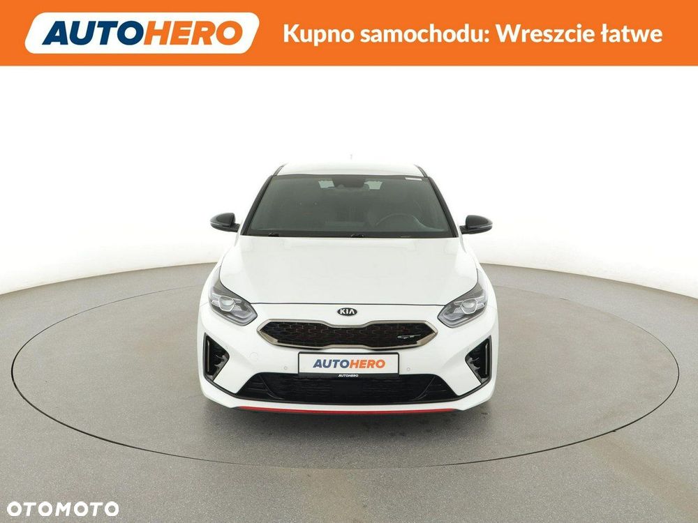 Kia ProCeed 1.6 T-GDI GT DCT - 12