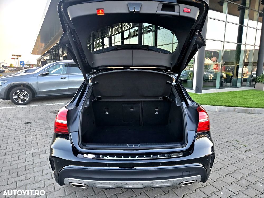 Mercedes-Benz GLA - 6