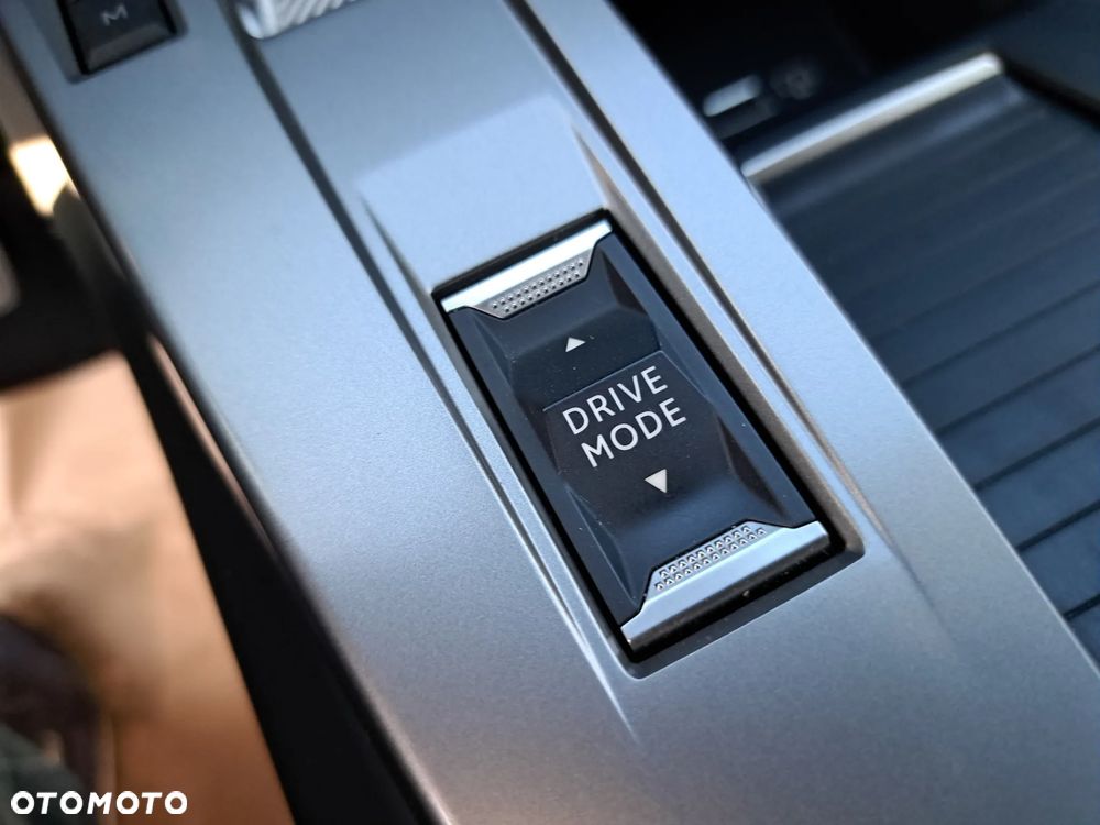 Peugeot 308 1.2 PureTech Allure Pack S&S EAT8 - 23