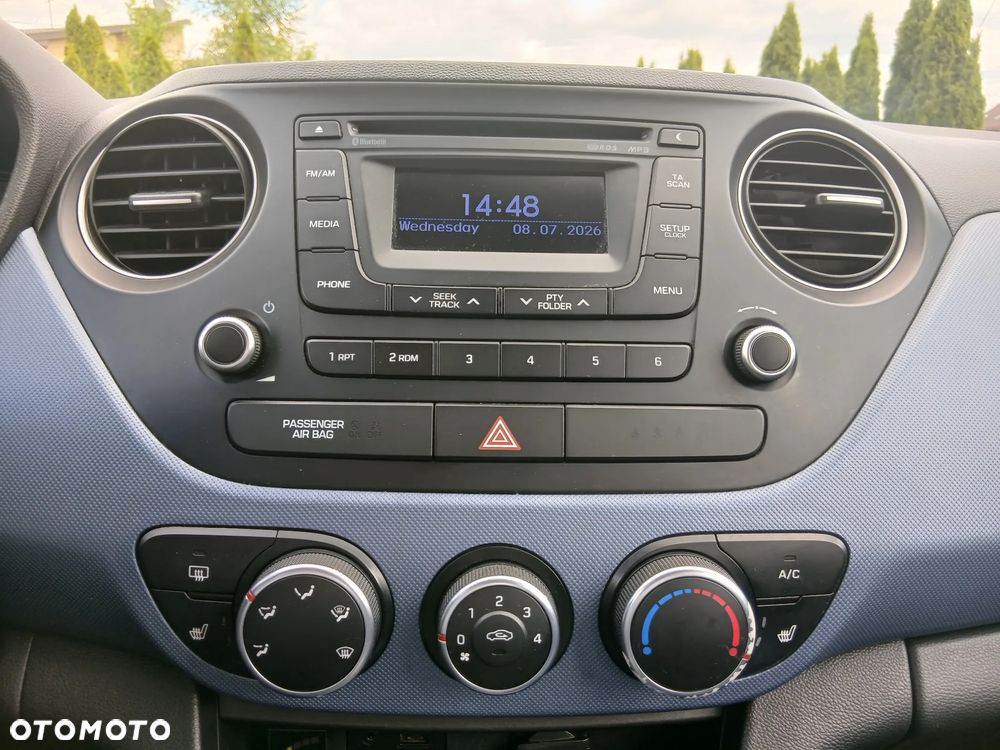 Hyundai i10 1.0 Premium - 12