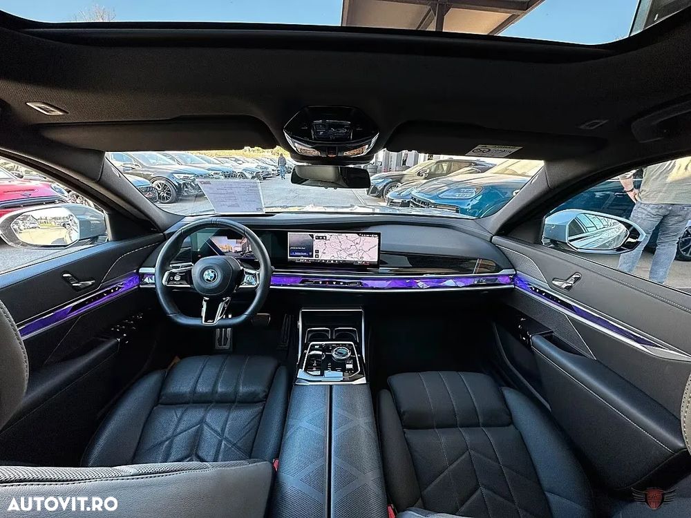BMW i7 xDrive60 - 18