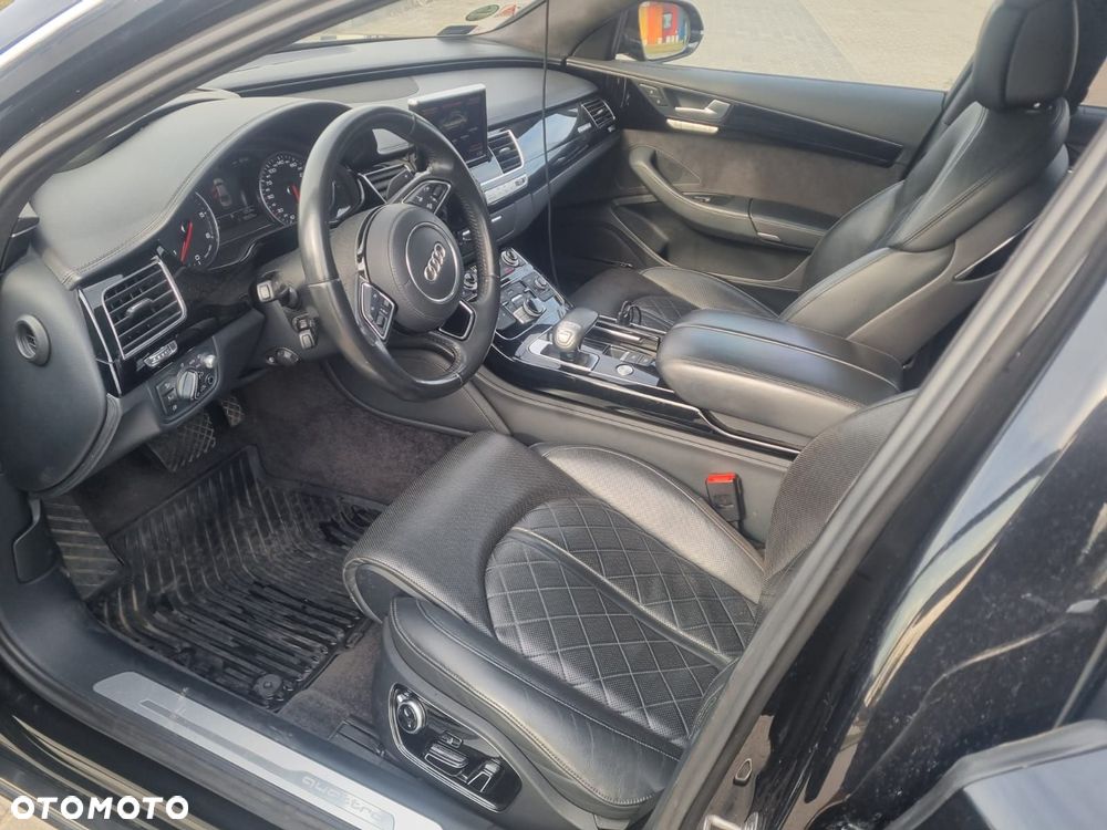 Audi A8 4.2 TDI DPF (clean diesel) quattro tiptronic - 10