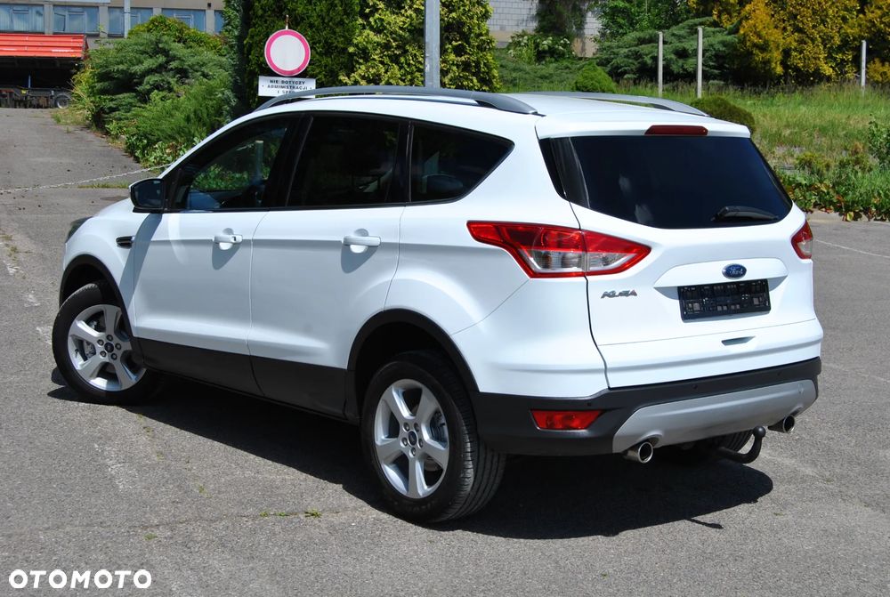 Ford Kuga 2.0 TDCi 2x4 Titanium - 7