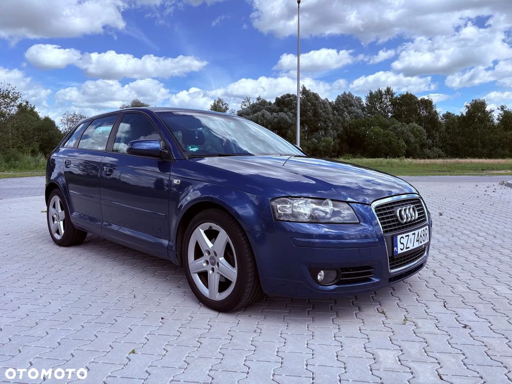 Audi A3 Sportback 1.6 FSI Ambition - 1