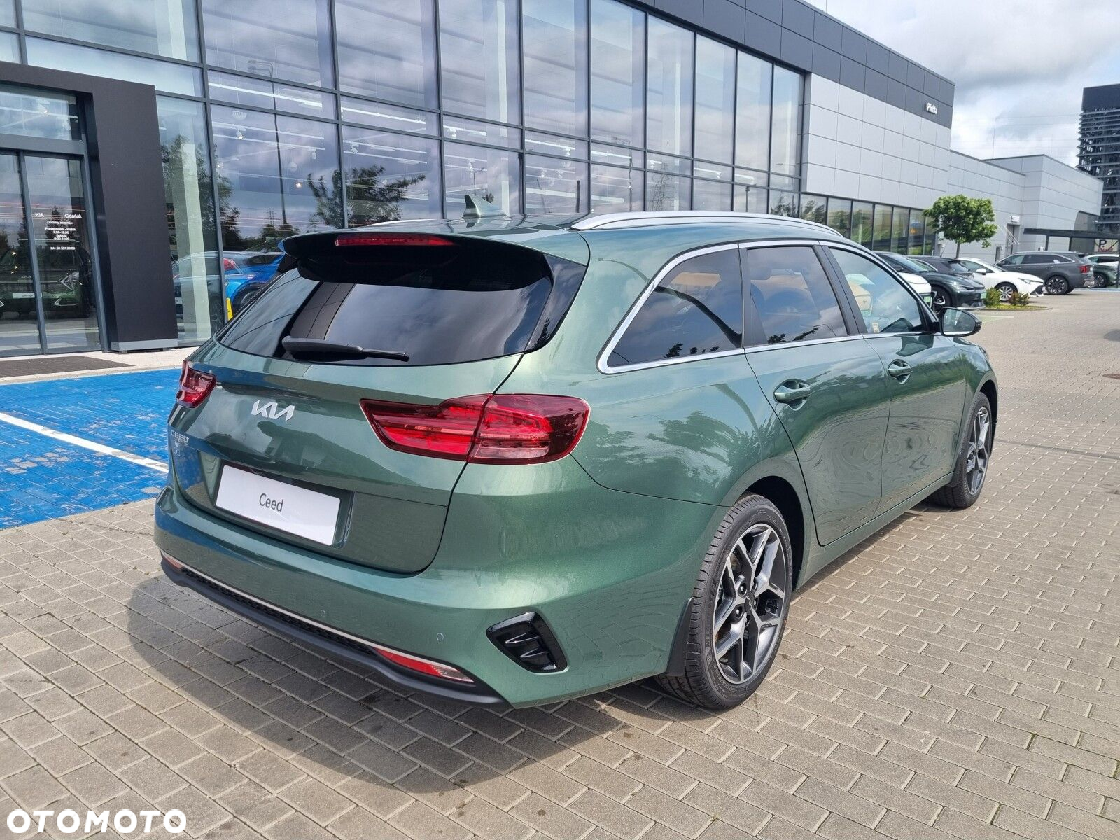 Kia Ceed - 6