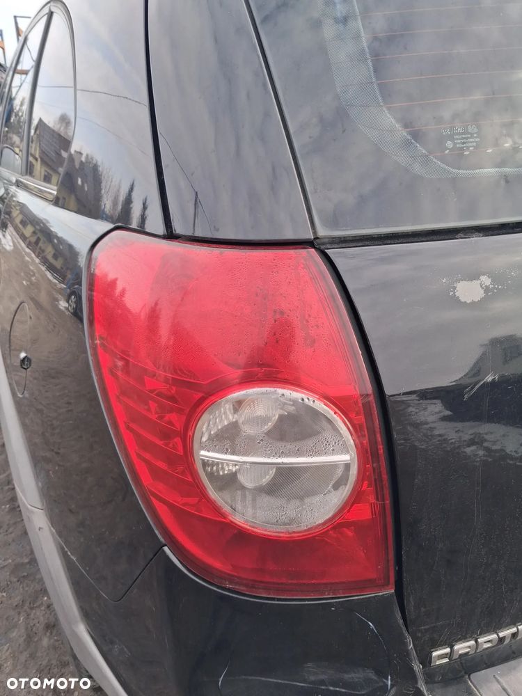 LAMPA LEWA TYLNIA CHEVROLET CAPTIVA 06 - 2