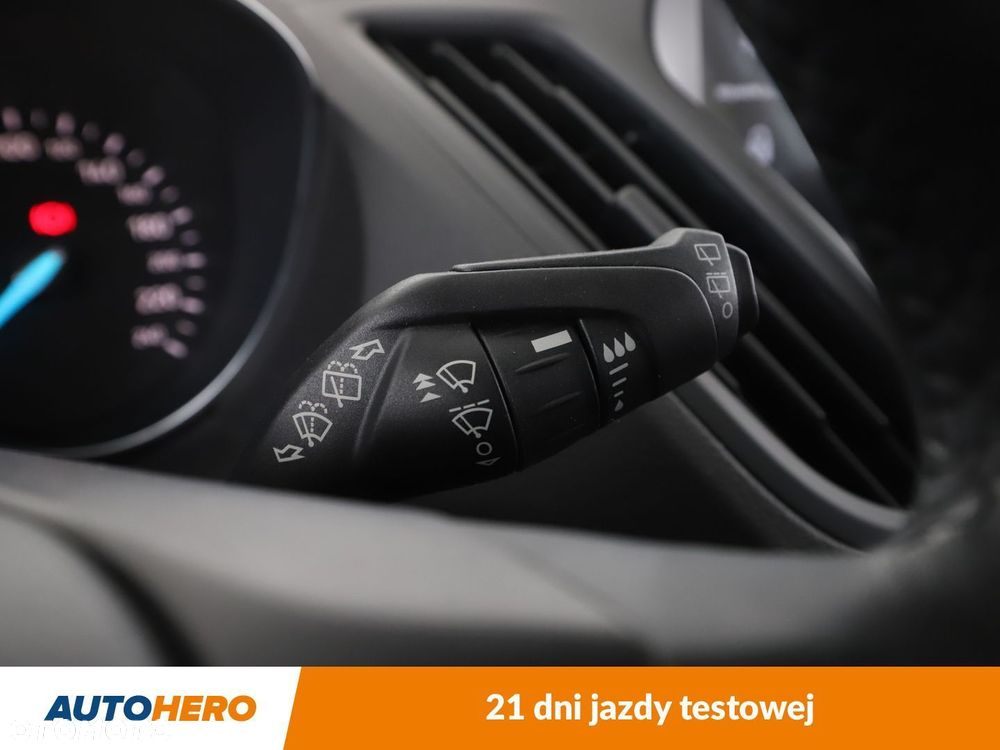 Ford Kuga - 29