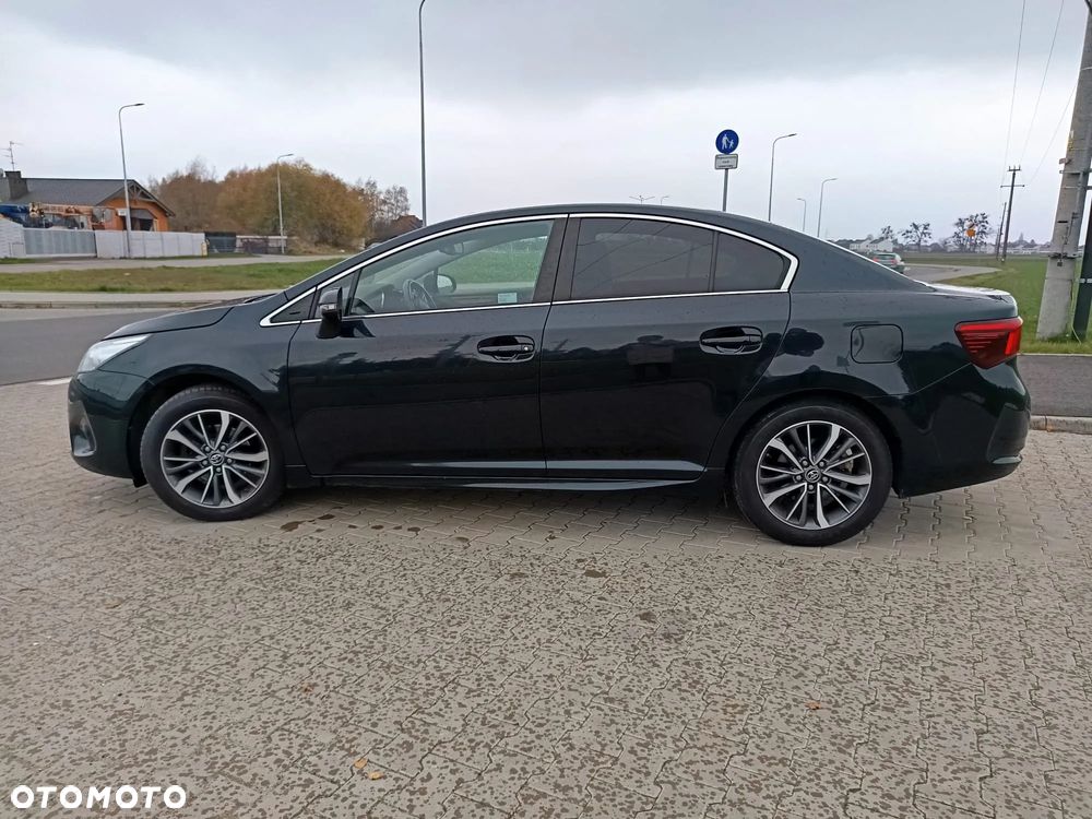 Toyota Avensis 1.8 Premium - 8