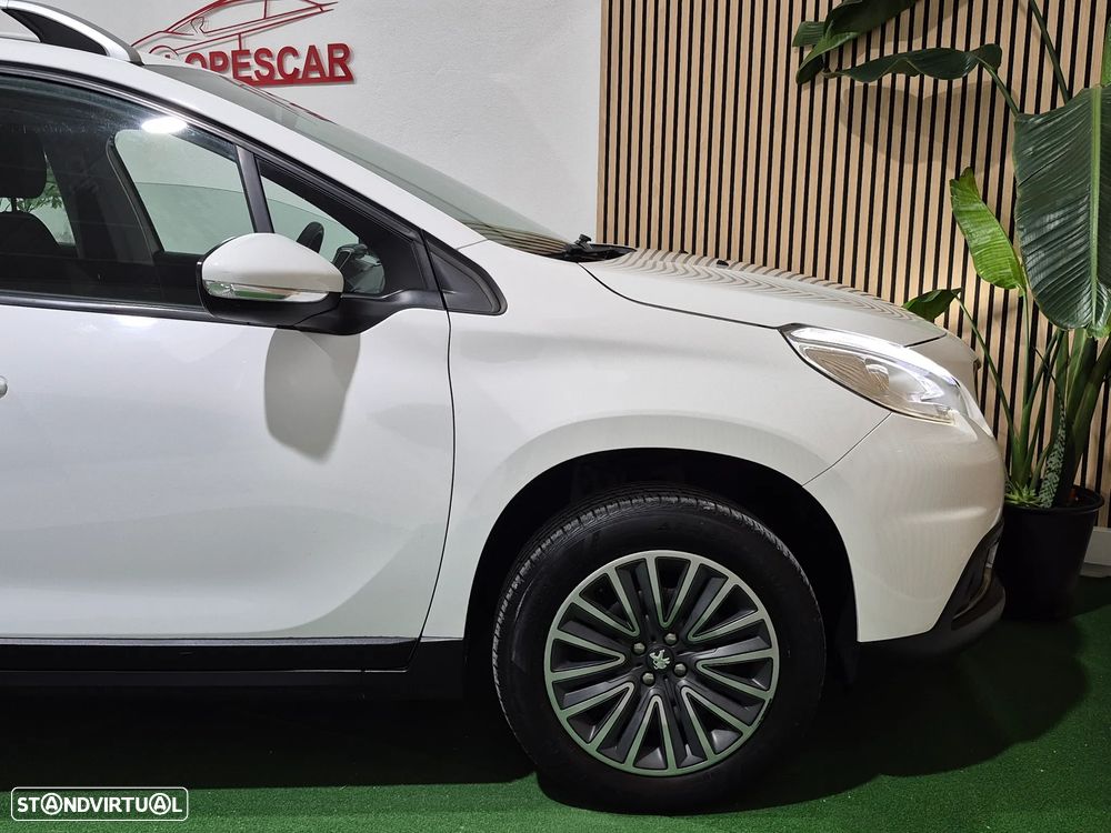 Peugeot 2008 1.2 PureTech Style - 6