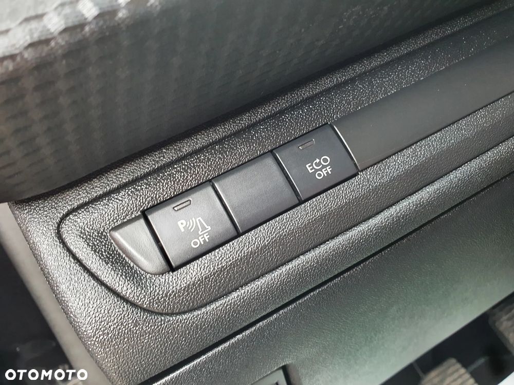 Peugeot 2008 PureTech 110 Stop&Start Crossway - 20