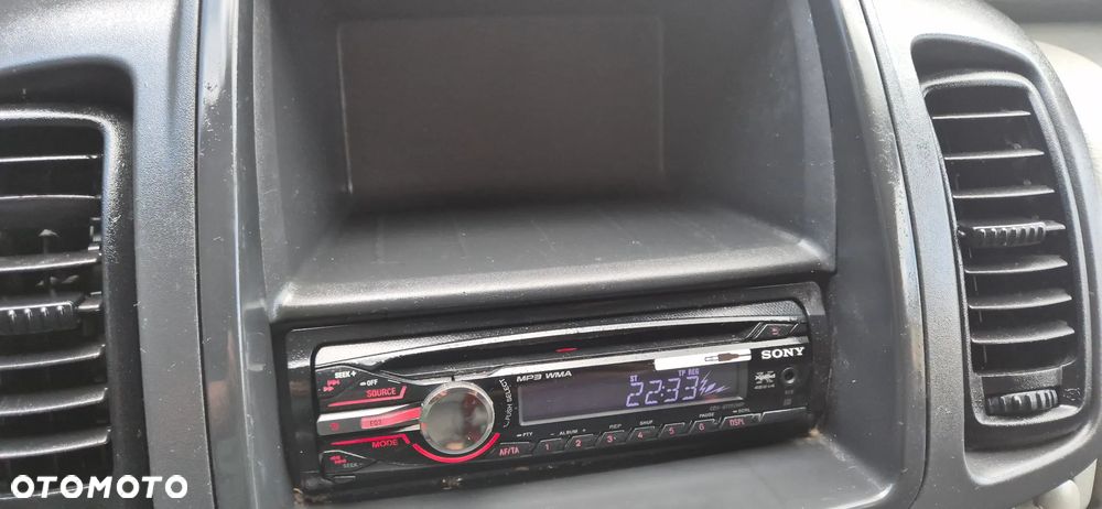Renault TRAFIC - 6