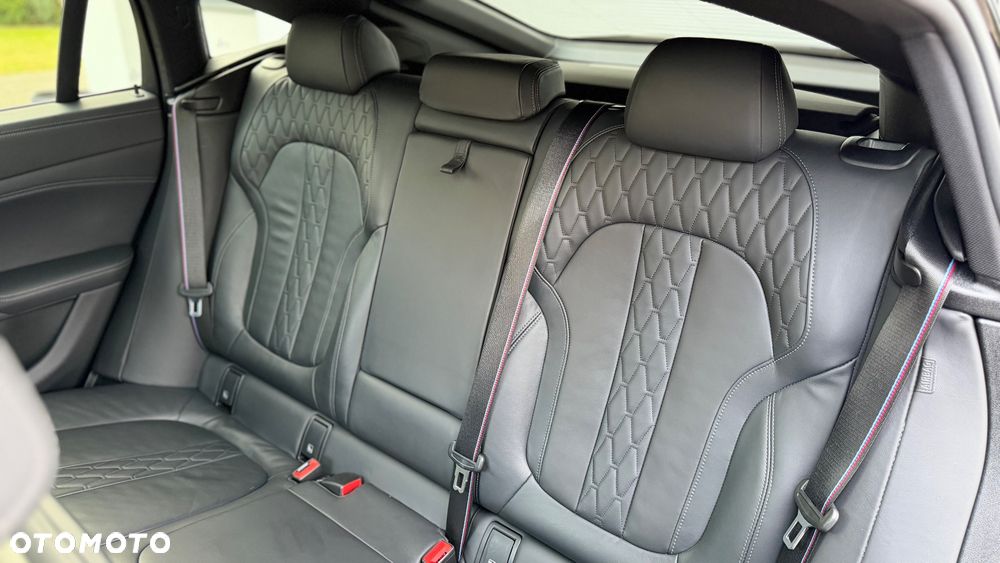 BMW X6 xDrive40d mHEV - 25