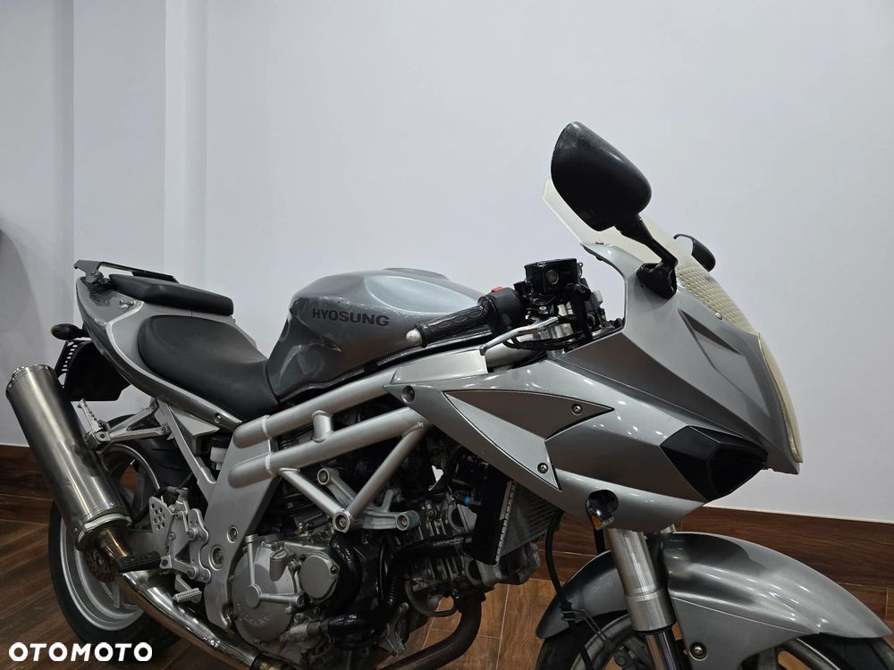Hyosung GT - 20
