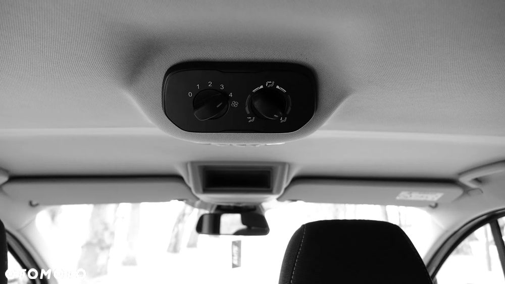 Ford Tourneo Custom 2.0 TDCi L2 Sport - 32