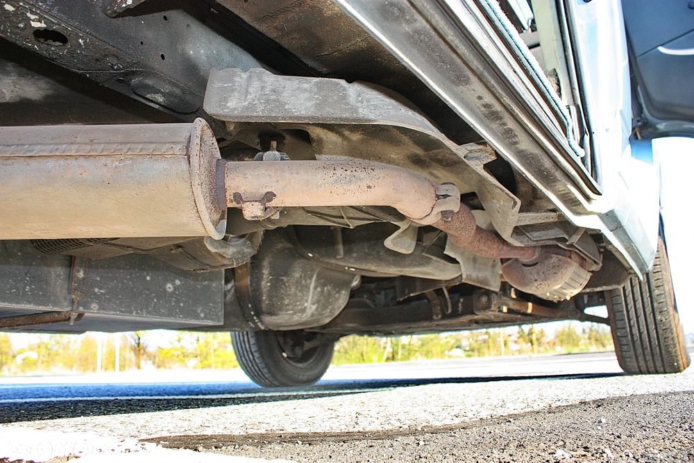 Volkswagen Caravelle - 37