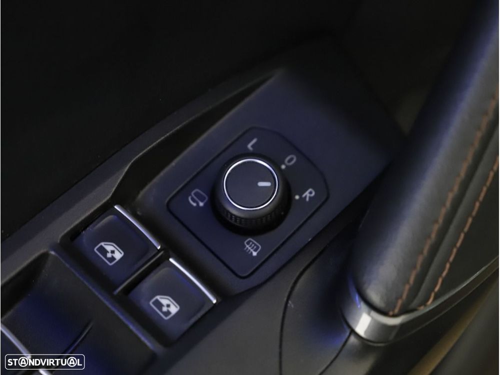 Cupra Formentor 1.4 e-Hybrid DSG - 36