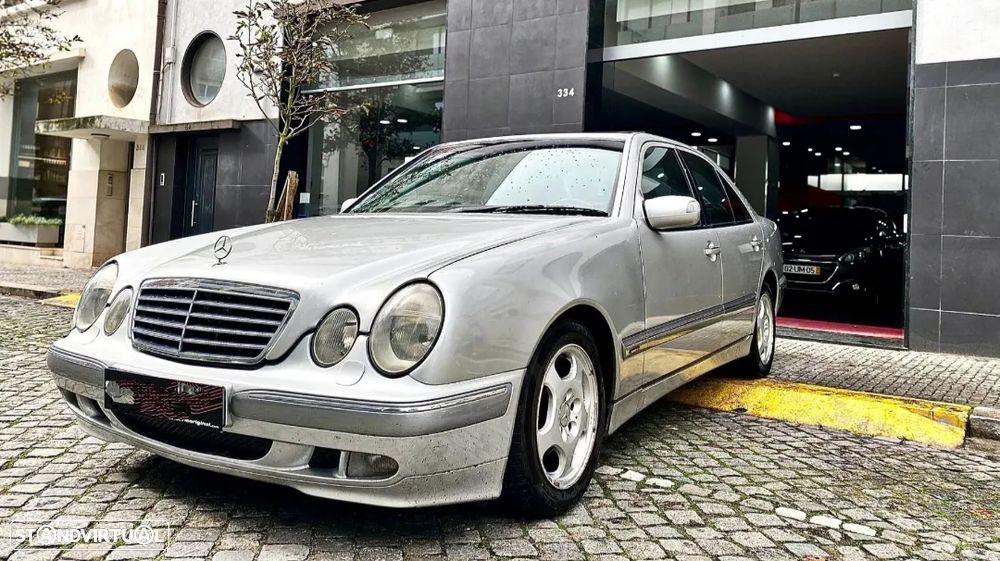 Mercedes-Benz E 220 - 3