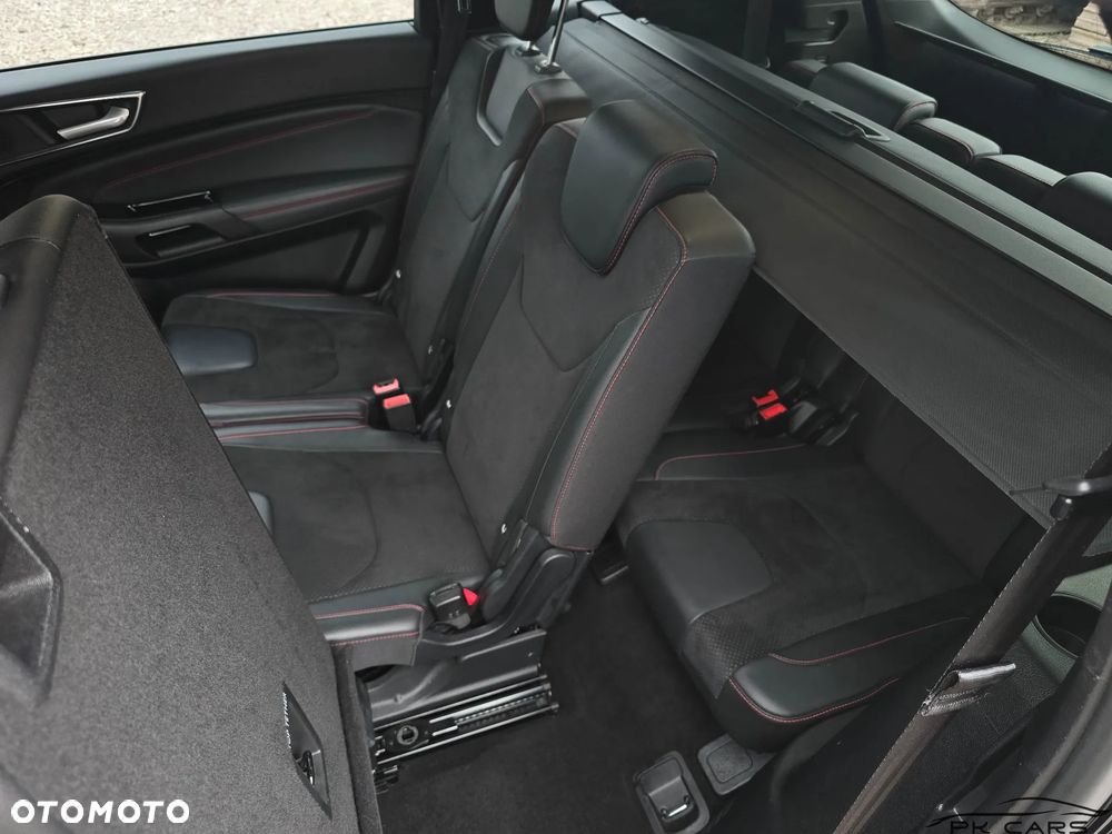 Ford S-Max 2.0 EcoBlue ST-LINE - 38