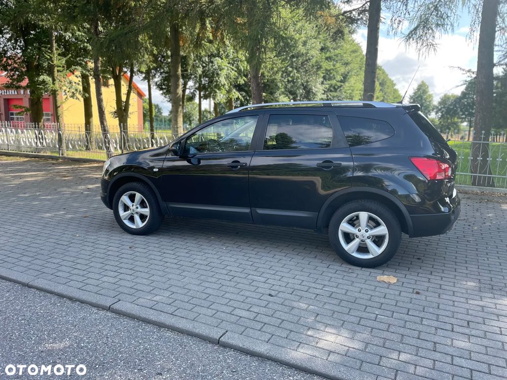 Nissan Qashqai+2 - 1