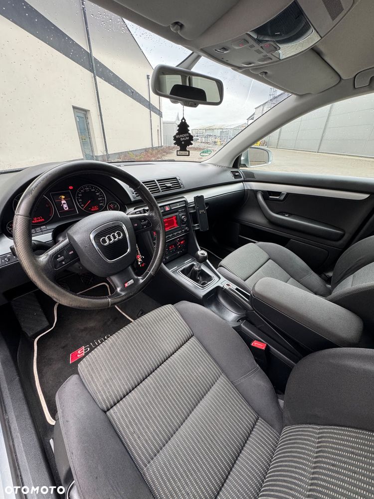 Audi A4 Avant 2.0 TDI DPF - 10