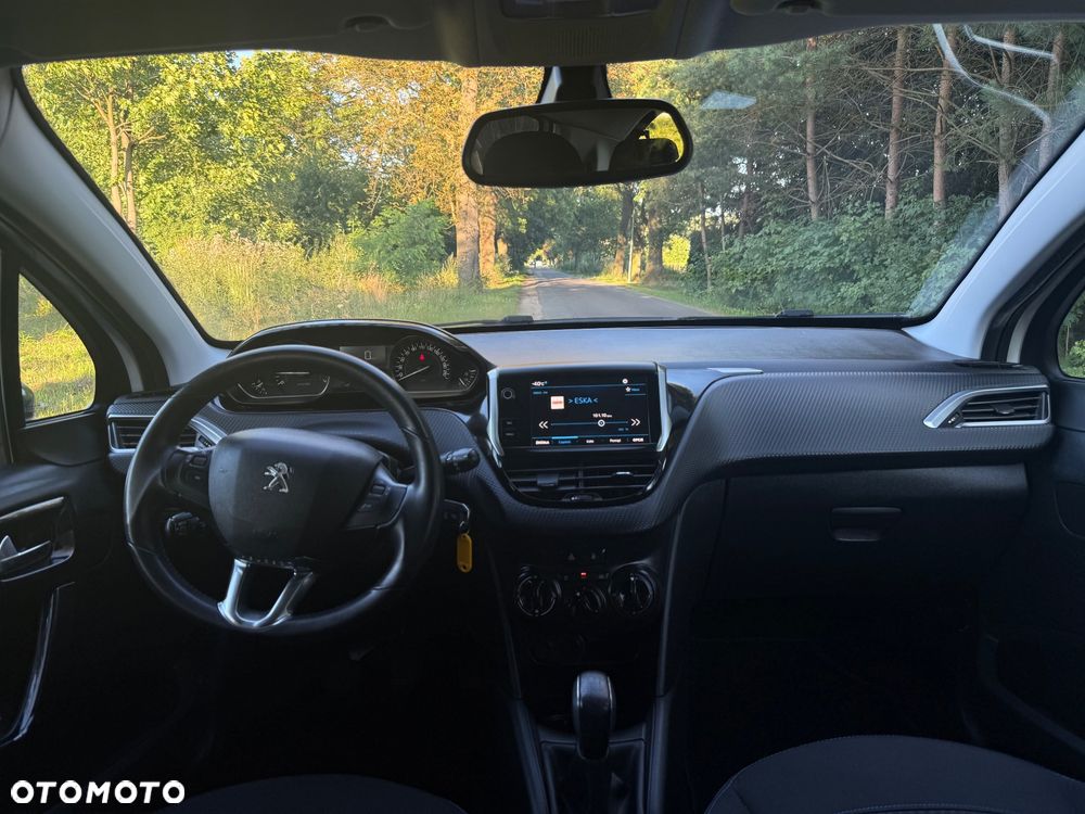 Peugeot 208 PureTech 82 Start & Stop Style - 18