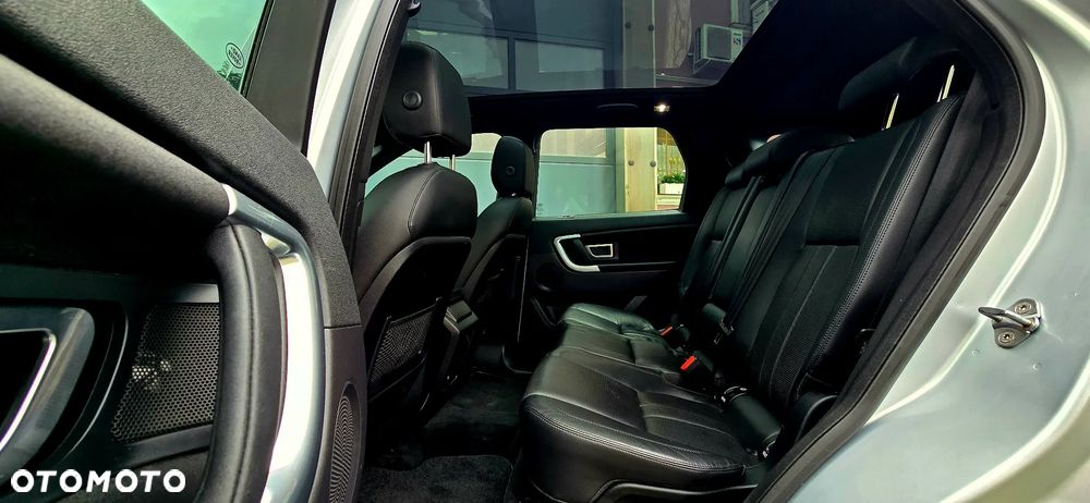 Land Rover Discovery Sport - 23