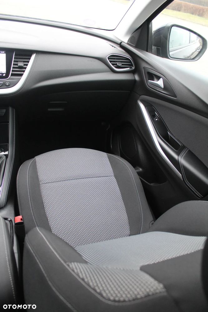 Opel Grandland X 1.2 Start/Stop Edition - 31