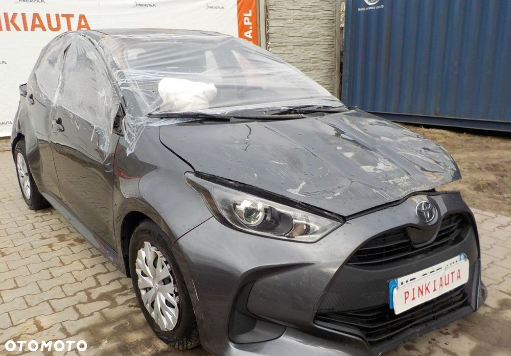 Toyota Yaris - 1