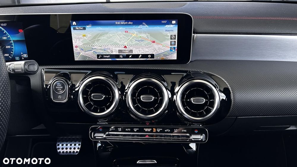 Mercedes-Benz CLA - 19