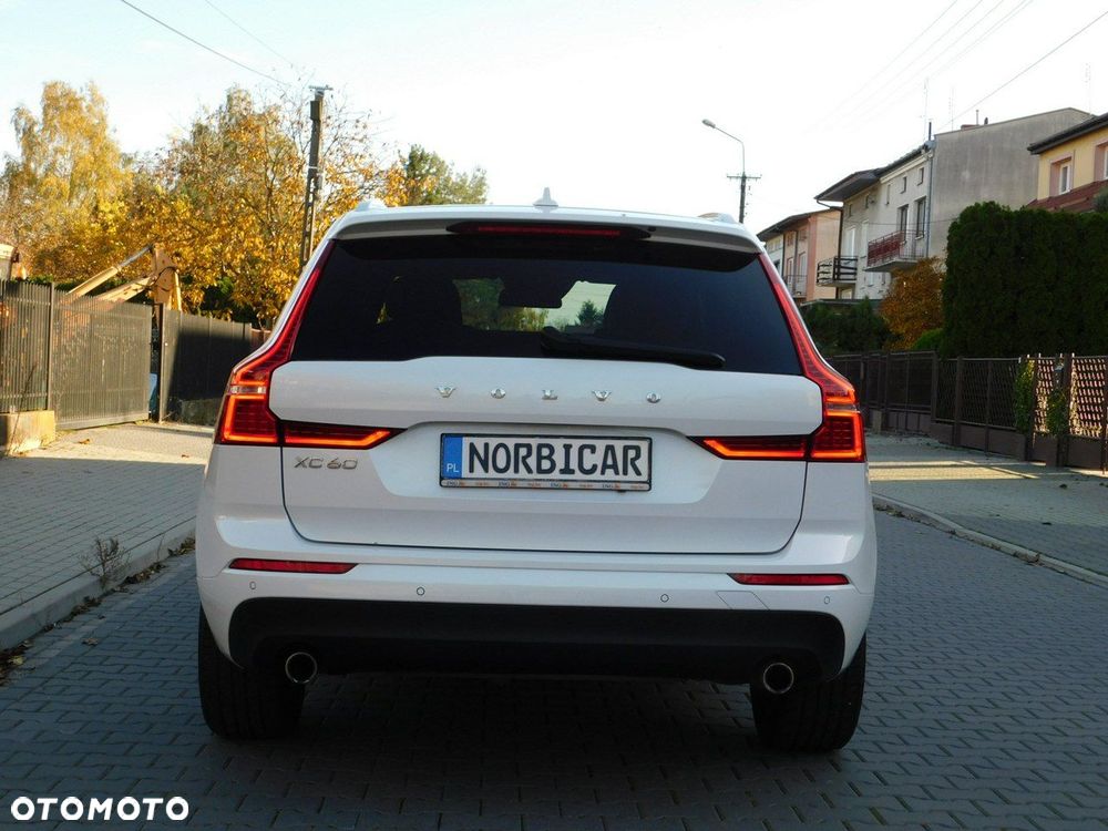 Volvo XC 60 D4 Momentum Pro - 7