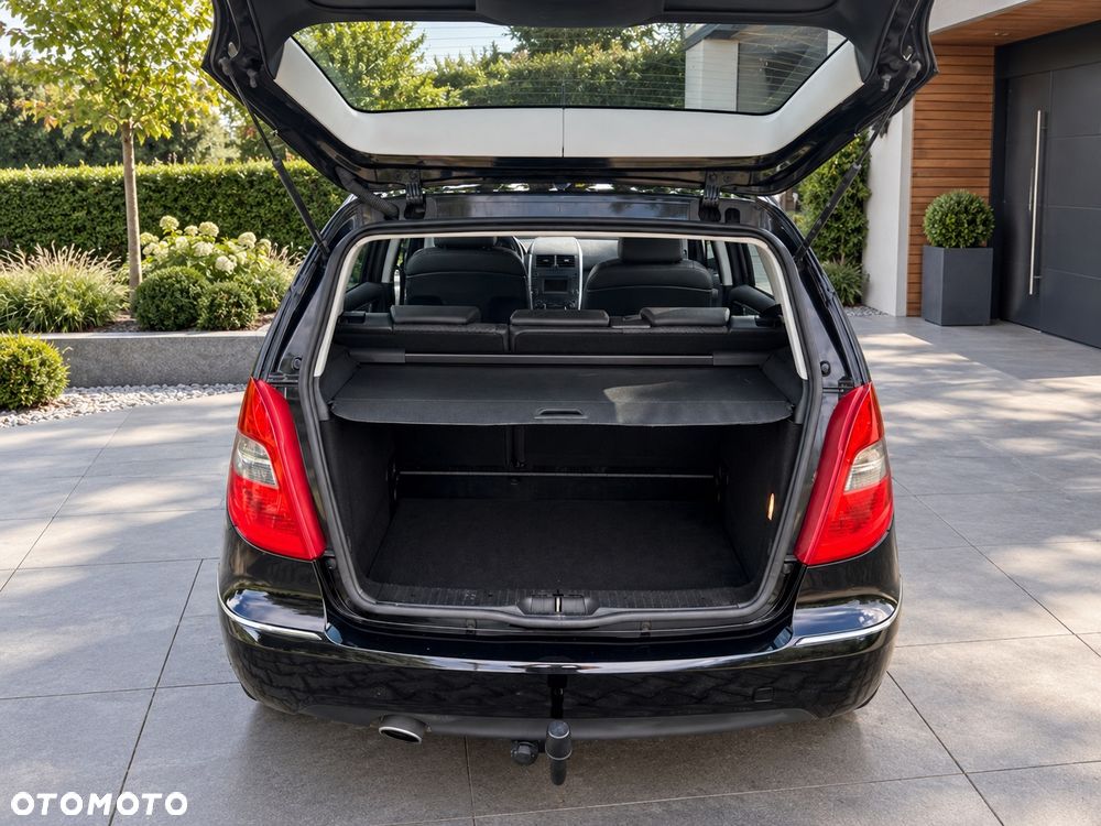 Mercedes-Benz Klasa A 180 Elegance - 7