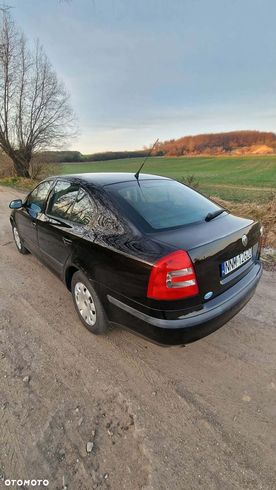 Skoda Octavia 1.6 Active - 21