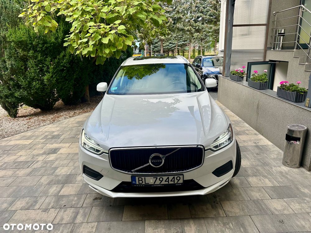 Volvo XC 60 T5 AWD Momentum - 2