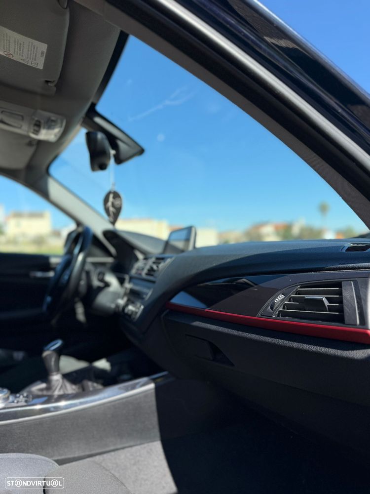 BMW 116 d Sport Line - 24