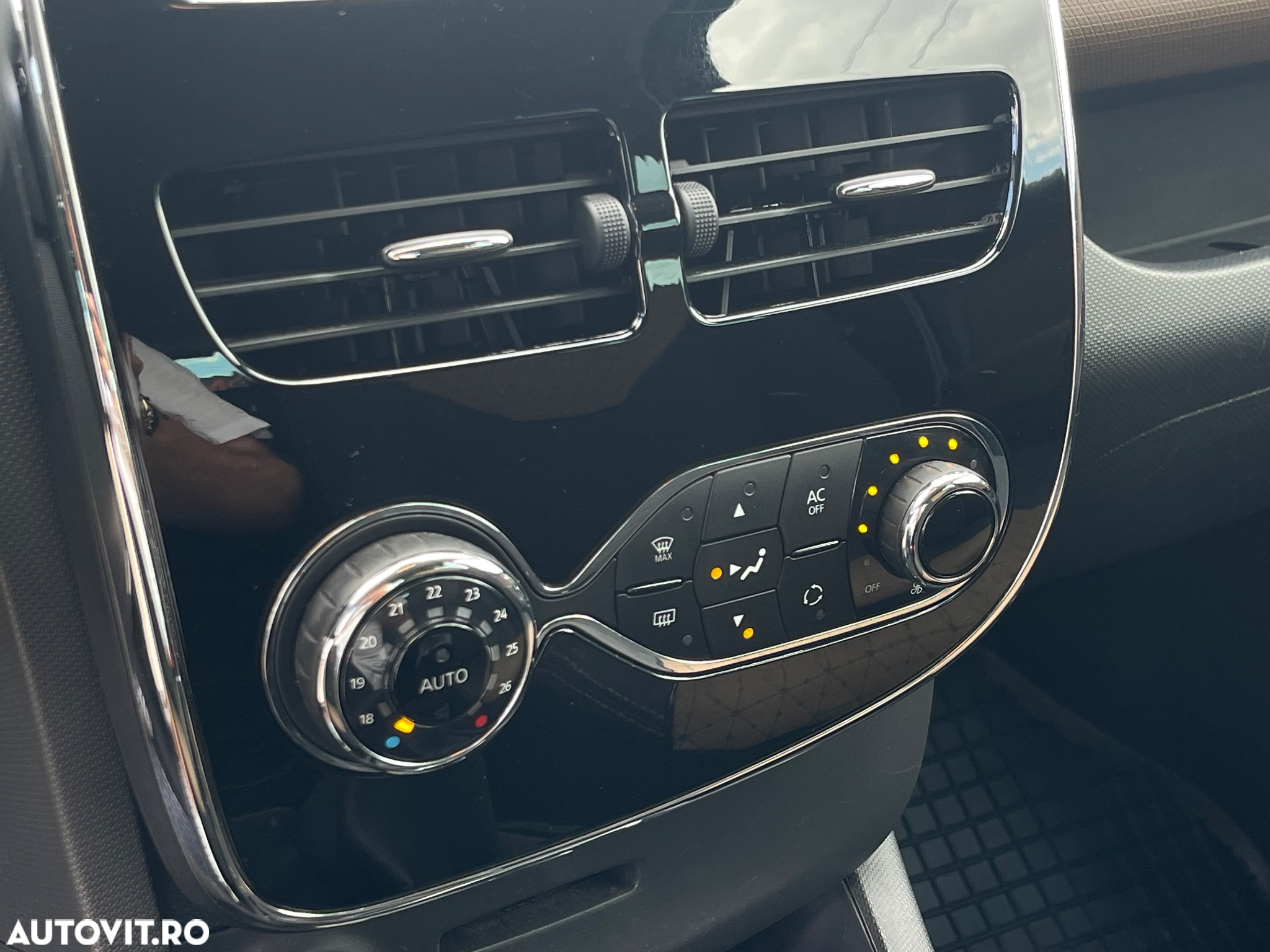 Renault Clio ENERGY TCe 90 Start & Stop Dynamique - 18