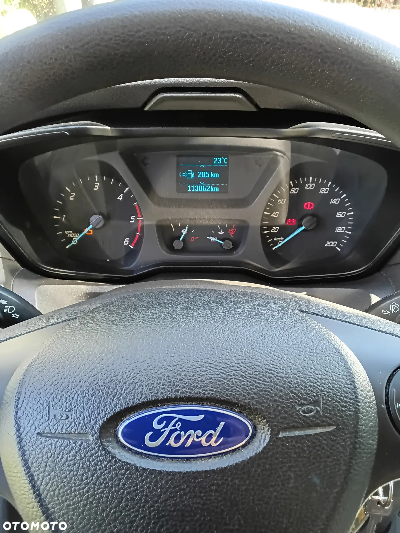 Ford Transit - 12