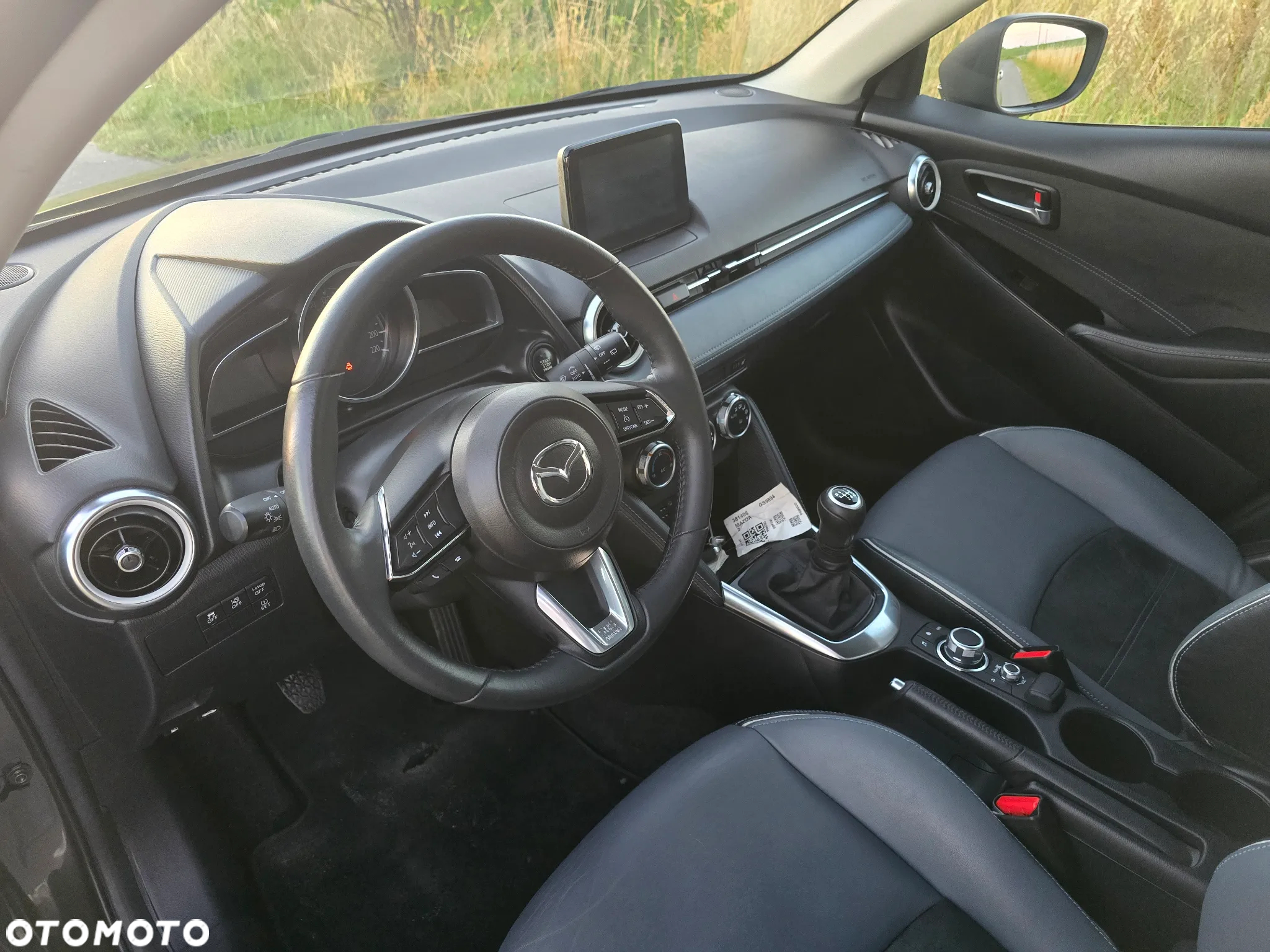 Mazda 2 e-SKYACTIV G 90 M HYBRID Center-Line - 11
