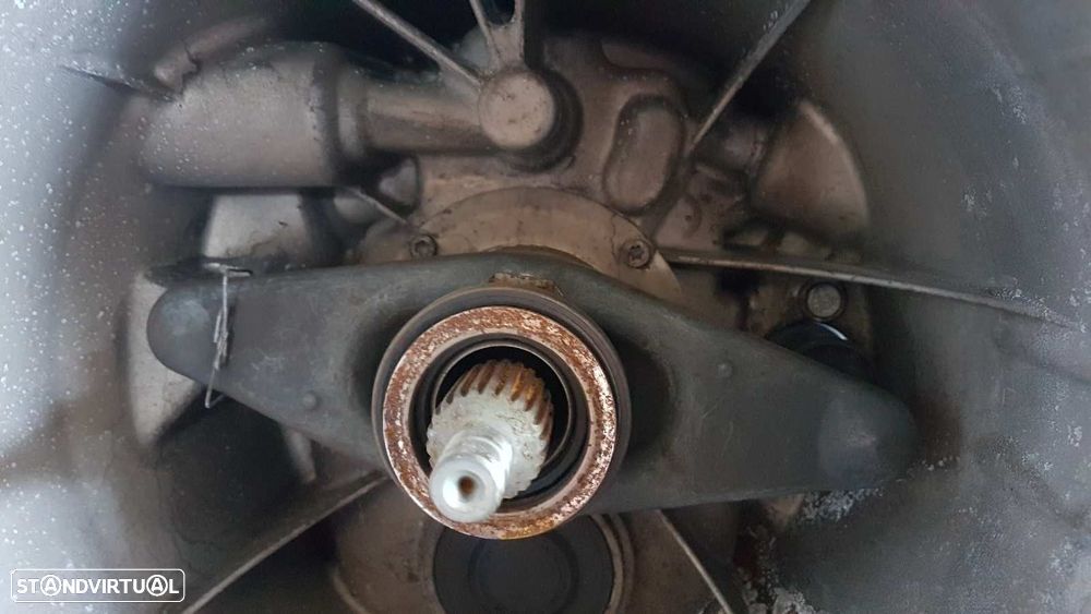 CAIXA DE VELOCIDADES BMW SERIE 1 BERLINA (E81/E87) 120D - 13