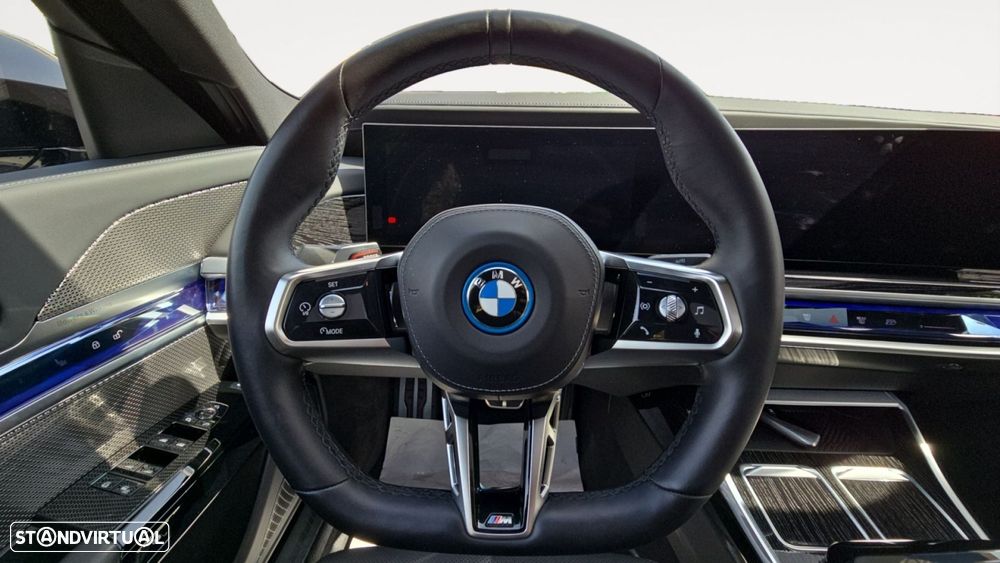BMW i7 eDrive50 Pack Desportivo M Pro - 12