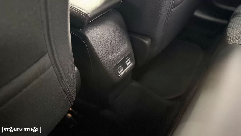 Peugeot 208 1.2 PureTech Allure - 16