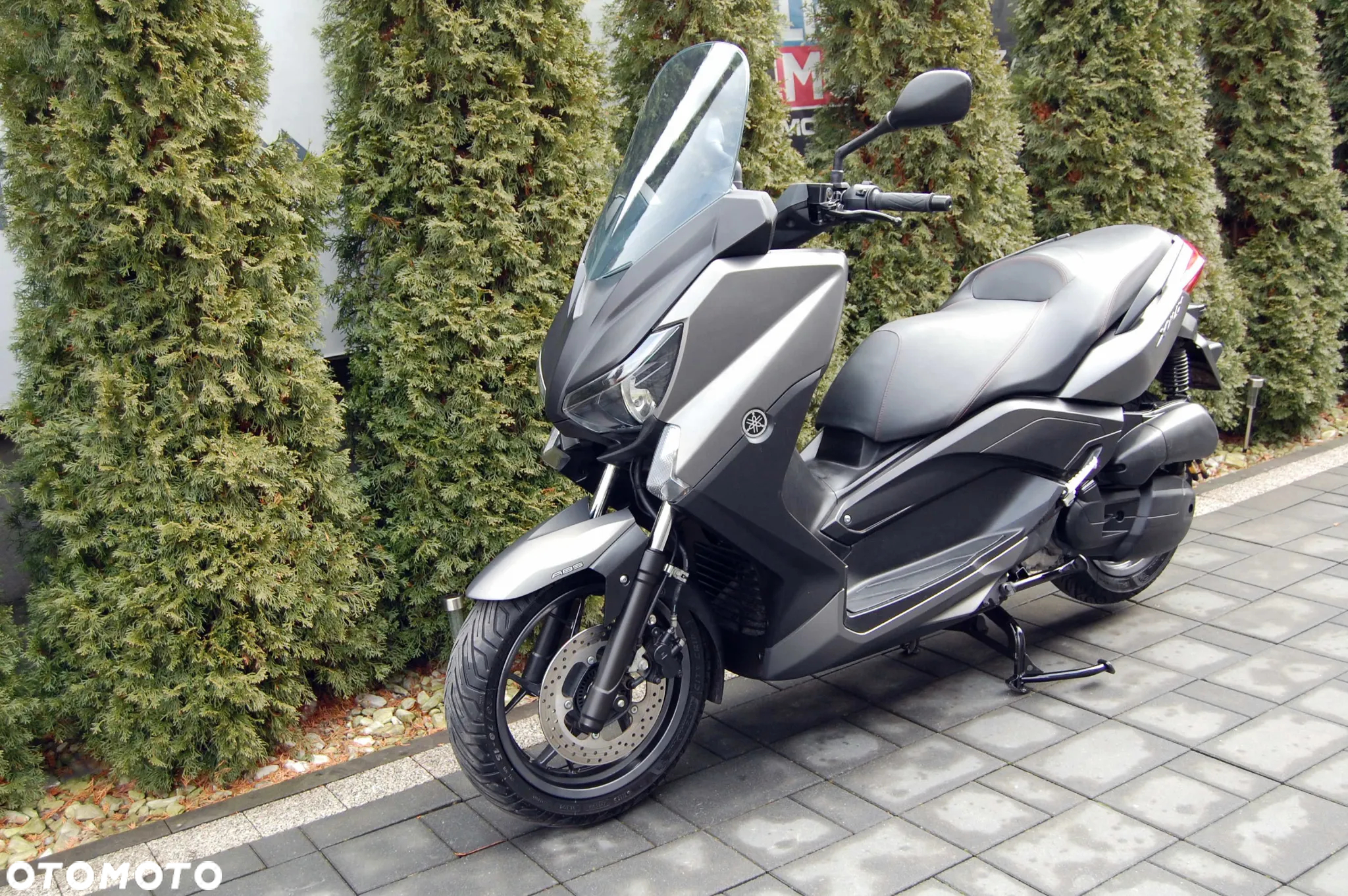 Yamaha X-max - 4