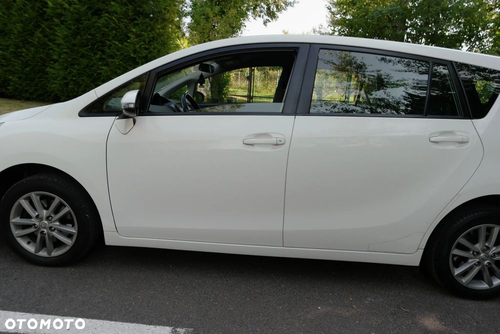 Toyota Verso - 11